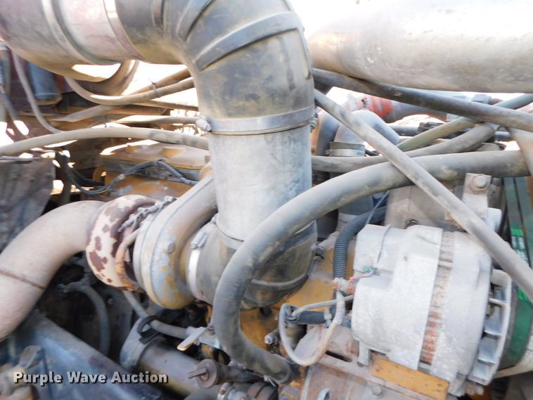 image for item DJ5879 1991 Freightliner FLD120  dump truck