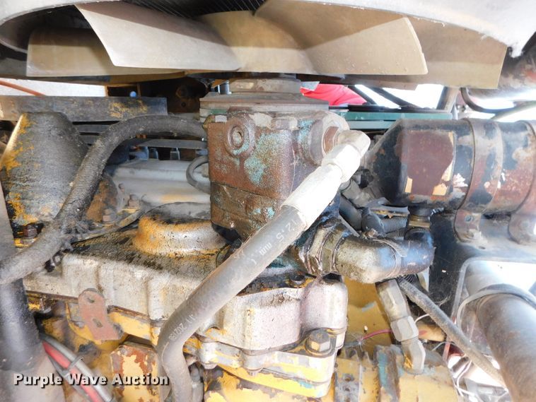 image for item DJ5879 1991 Freightliner FLD120  dump truck