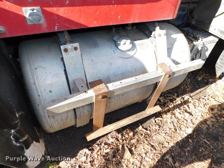 image for item DJ5879 1991 Freightliner FLD120  dump truck