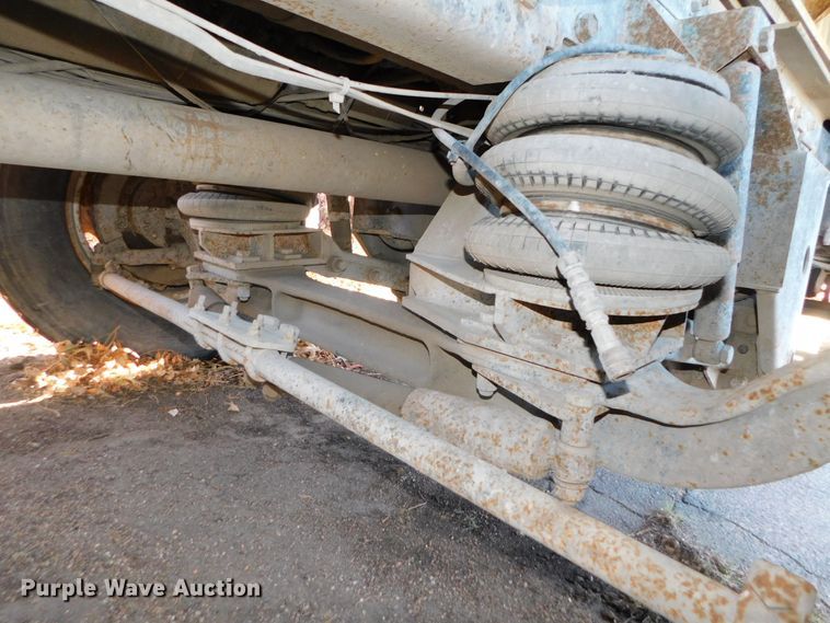 image for item DJ5879 1991 Freightliner FLD120  dump truck