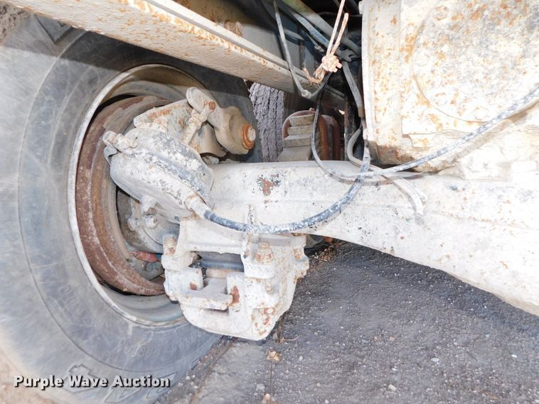 image for item DJ5879 1991 Freightliner FLD120  dump truck