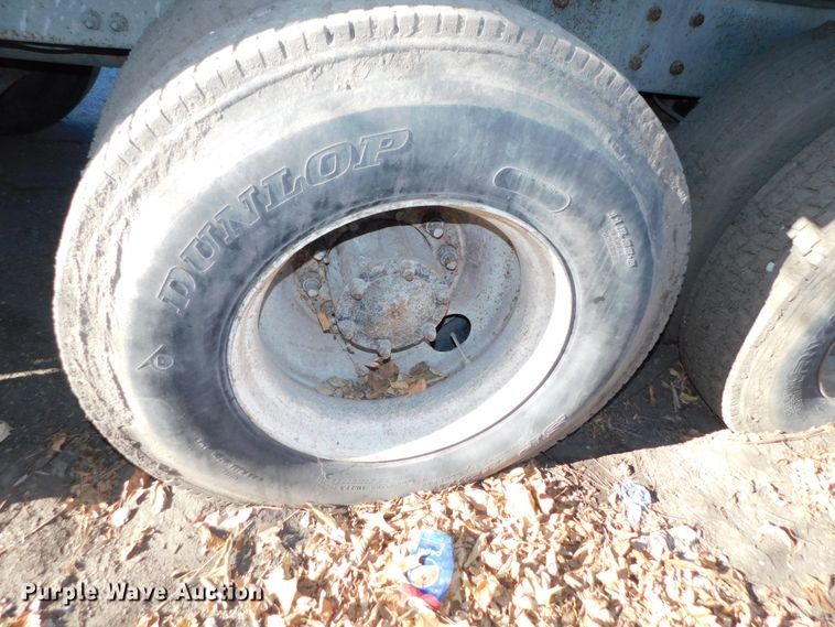 image for item DJ5879 1991 Freightliner FLD120  dump truck