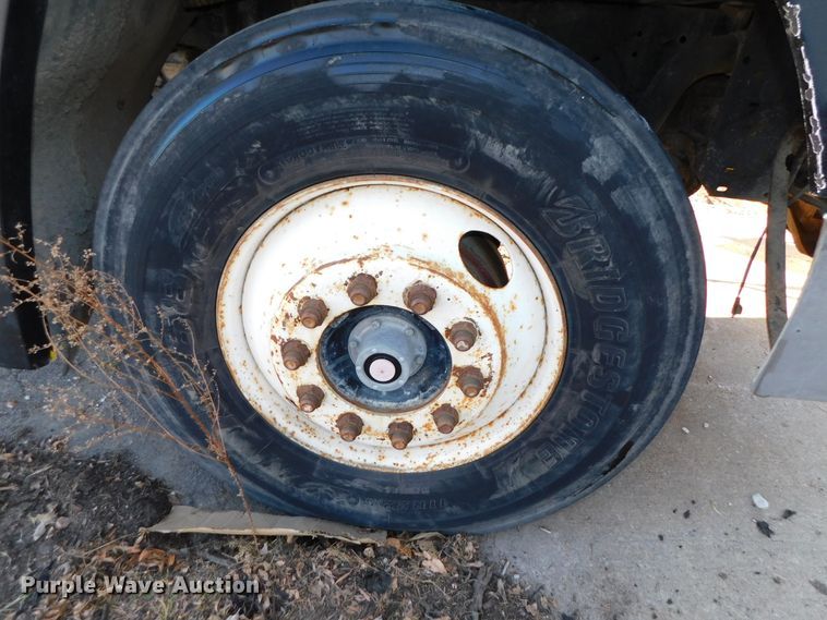 image for item DJ5879 1991 Freightliner FLD120  dump truck