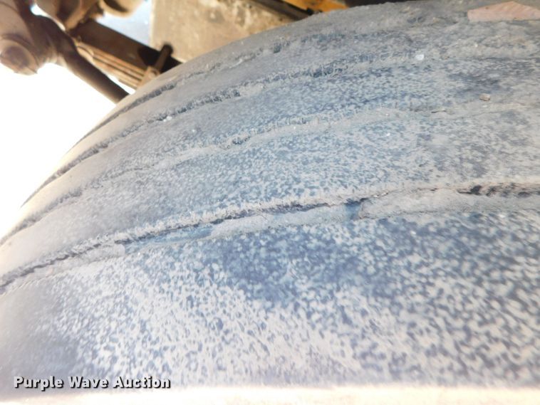 image for item DJ5879 1991 Freightliner FLD120  dump truck