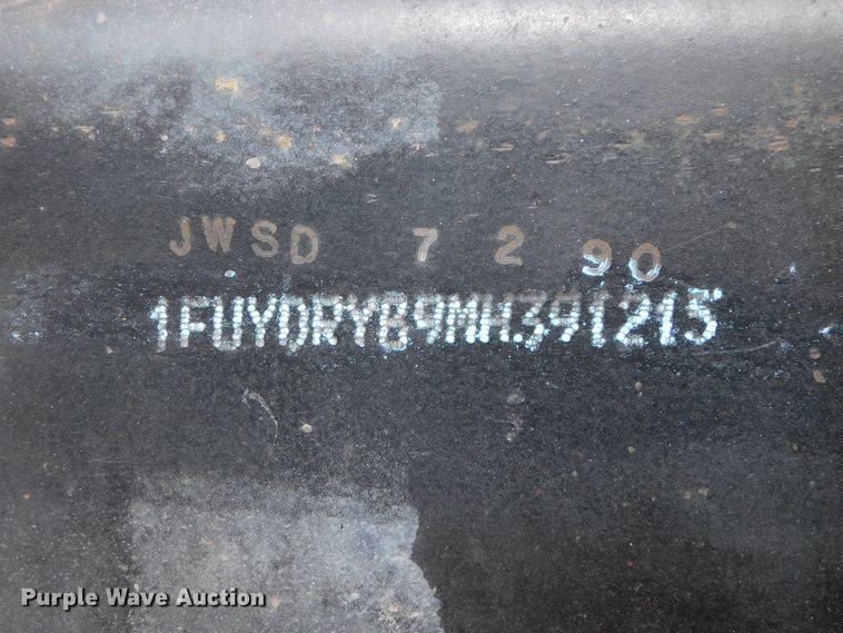 image for item DJ5879 1991 Freightliner FLD120  dump truck