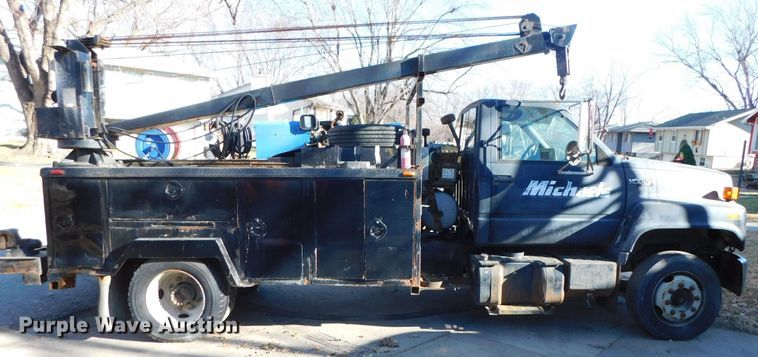 image for item DJ5880 1995 Chevrolet Kodiak C6H042  utility truck with crane