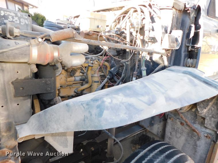 image for item DJ5880 1995 Chevrolet Kodiak C6H042  utility truck with crane