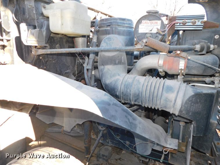 image for item DJ5880 1995 Chevrolet Kodiak C6H042  utility truck with crane