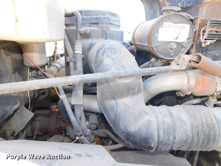 image for item DJ5880 1995 Chevrolet Kodiak C6H042  utility truck with crane