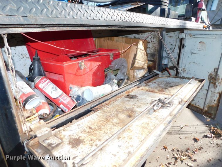 image for item DJ5880 1995 Chevrolet Kodiak C6H042  utility truck with crane