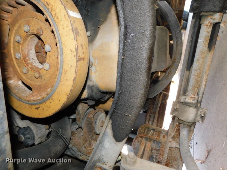 image for item DJ5880 1995 Chevrolet Kodiak C6H042  utility truck with crane