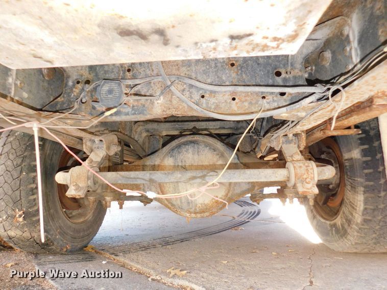 image for item DJ5880 1995 Chevrolet Kodiak C6H042  utility truck with crane