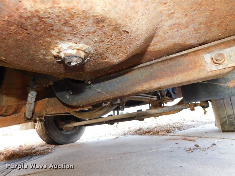 image for item DJ5880 1995 Chevrolet Kodiak C6H042  utility truck with crane