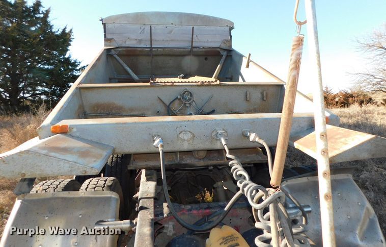 image for item DJ5881 1985 Load King 1827-0-3AXLE bottom dump trailer