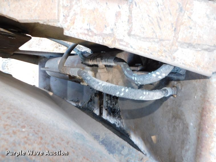 image for item DJ5881 1985 Load King 1827-0-3AXLE bottom dump trailer