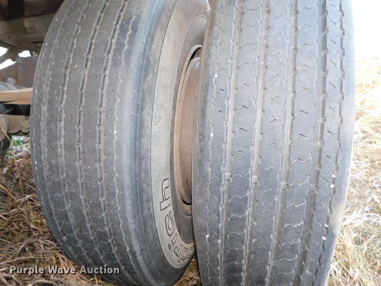 image for item DJ5881 1985 Load King 1827-0-3AXLE bottom dump trailer