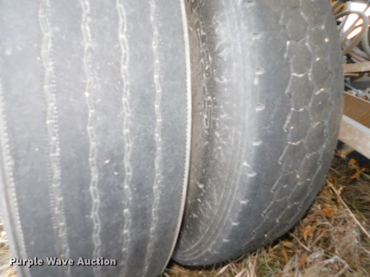 image for item DJ5881 1985 Load King 1827-0-3AXLE bottom dump trailer