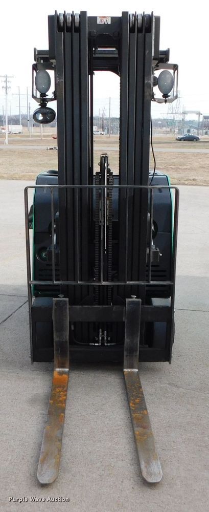 image for item DJ5882 2010 Mitsubishi FBC18NS  forklift