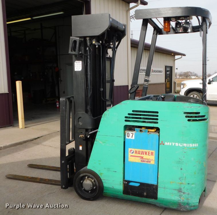 image for item DJ5882 2010 Mitsubishi FBC18NS  forklift