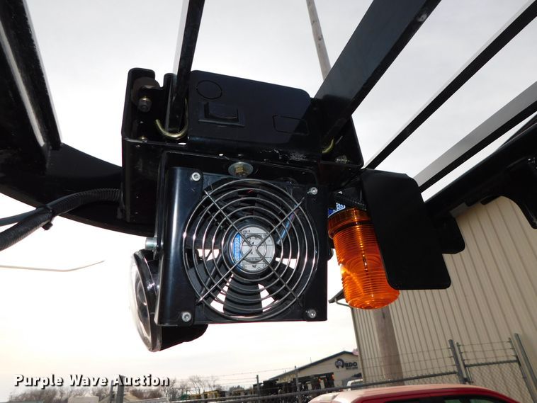 image for item DJ5882 2010 Mitsubishi FBC18NS  forklift