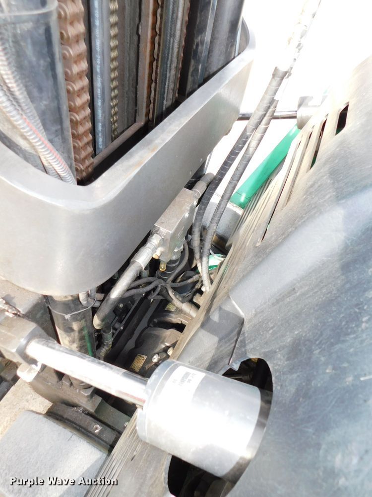 image for item DJ5882 2010 Mitsubishi FBC18NS  forklift