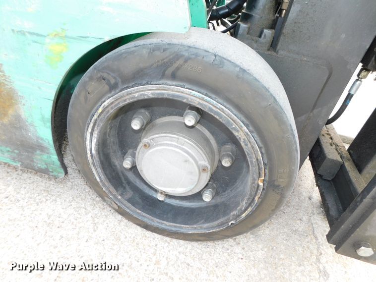 image for item DJ5882 2010 Mitsubishi FBC18NS  forklift