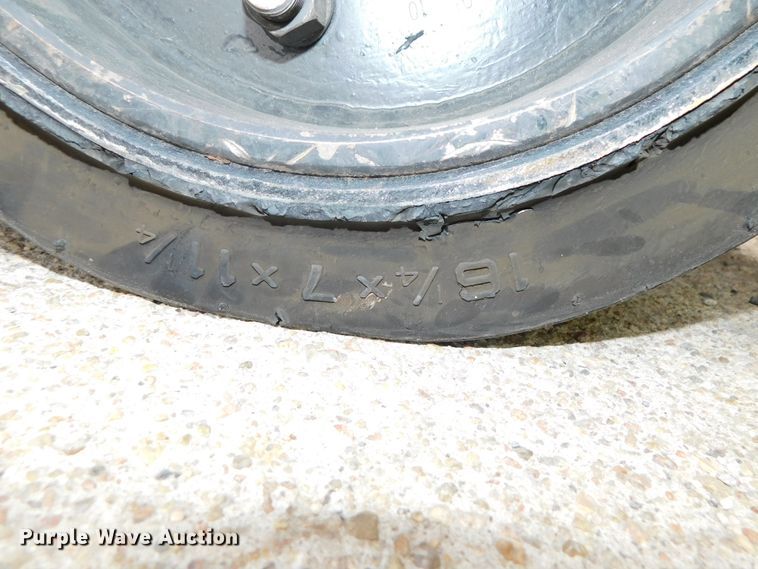 image for item DJ5882 2010 Mitsubishi FBC18NS  forklift