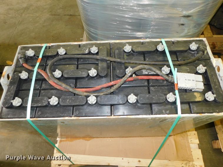 image for item DJ5882 2010 Mitsubishi FBC18NS  forklift