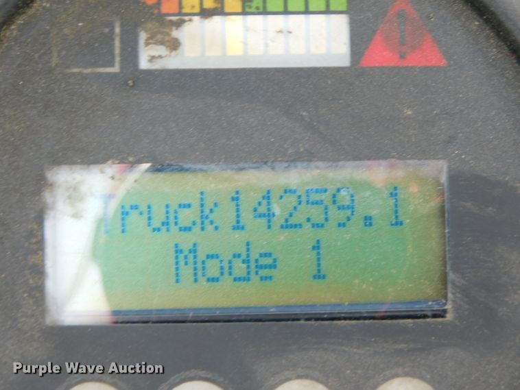 image for item DJ5883 2002 Hyster E40HSD  forklift