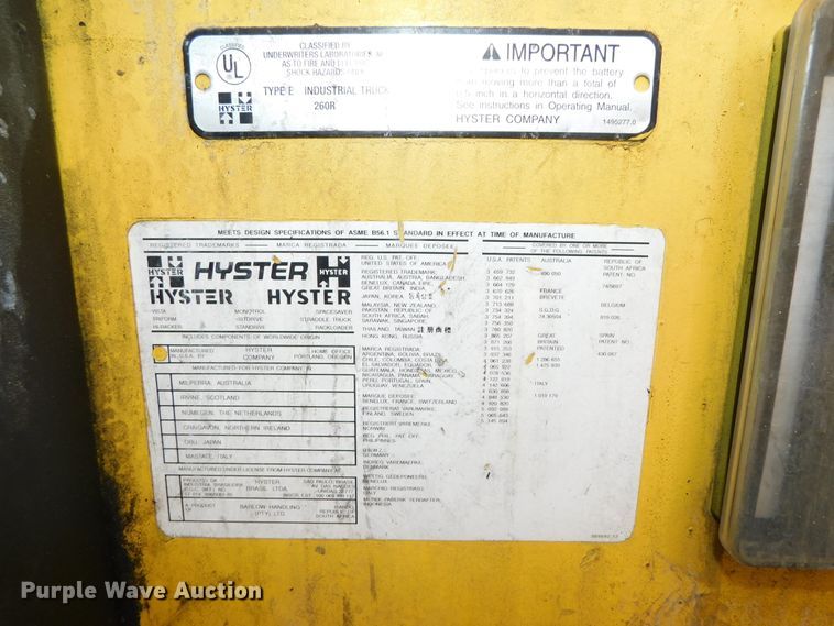 image for item DJ5883 2002 Hyster E40HSD  forklift