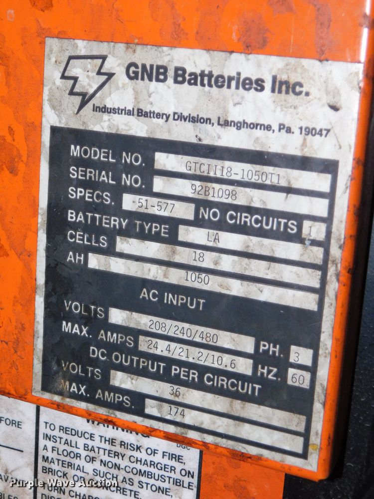 image for item DJ5883 2002 Hyster E40HSD  forklift