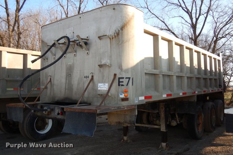 image for item DJ6054 1979 East end dump trailer