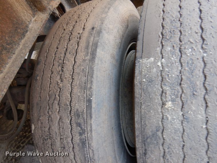 image for item DJ6054 1979 East end dump trailer