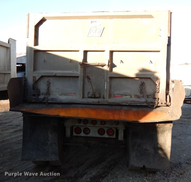 image for item DJ6055 1973 East end dump trailer