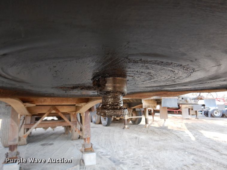 image for item DJ6055 1973 East end dump trailer