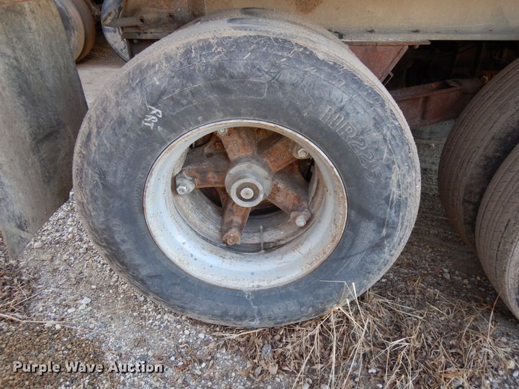 image for item DJ6055 1973 East end dump trailer