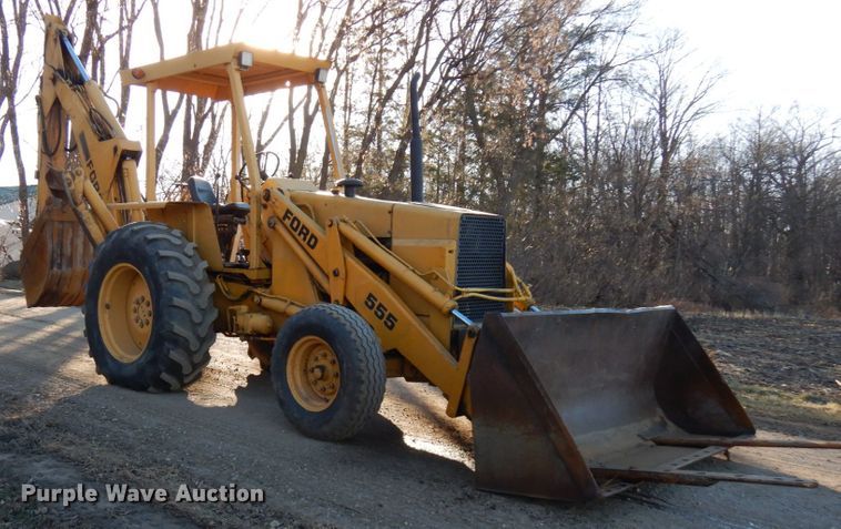 image for item DJ6071 Ford 555  backhoe