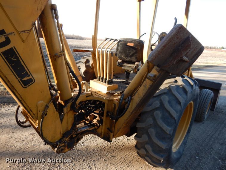 image for item DJ6071 Ford 555  backhoe