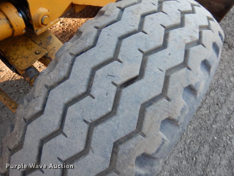 image for item DJ6071 Ford 555  backhoe