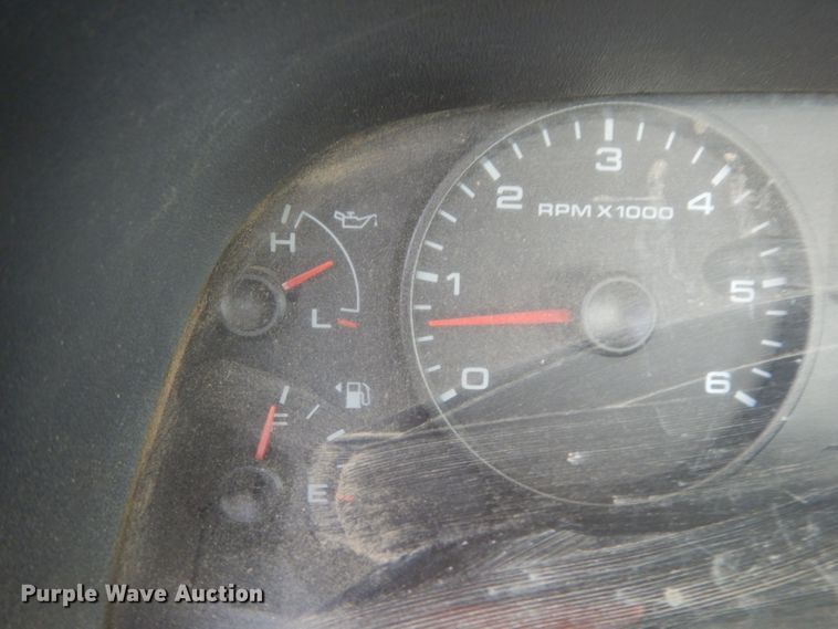 image for item DJ6504 2006 Ford F450 Super Duty  bucket truck