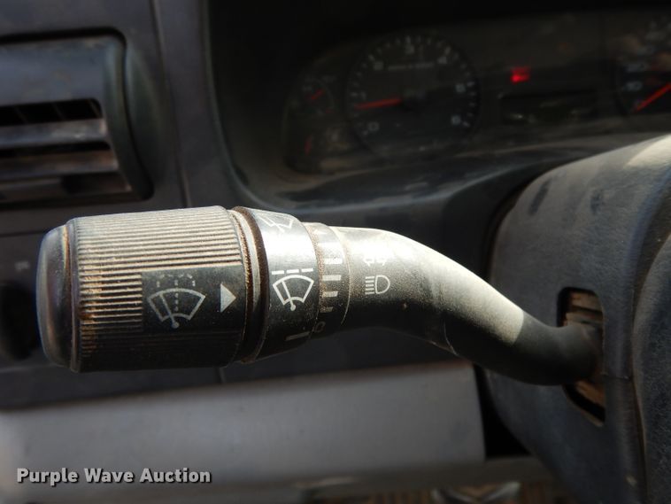 image for item DJ6504 2006 Ford F450 Super Duty  bucket truck