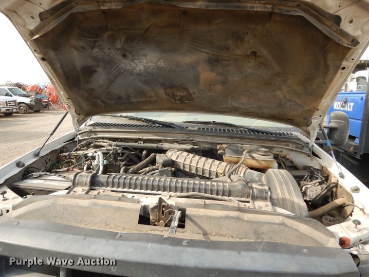 image for item DJ6504 2006 Ford F450 Super Duty  bucket truck