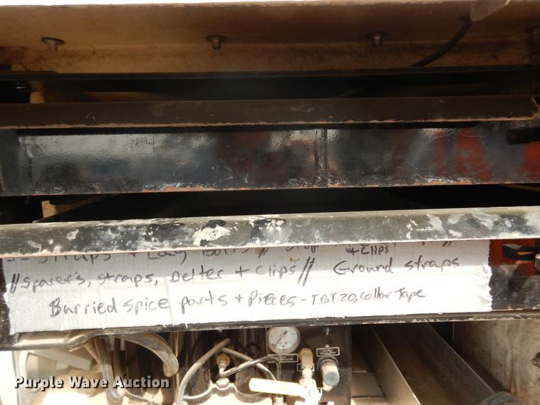 image for item DJ6504 2006 Ford F450 Super Duty  bucket truck