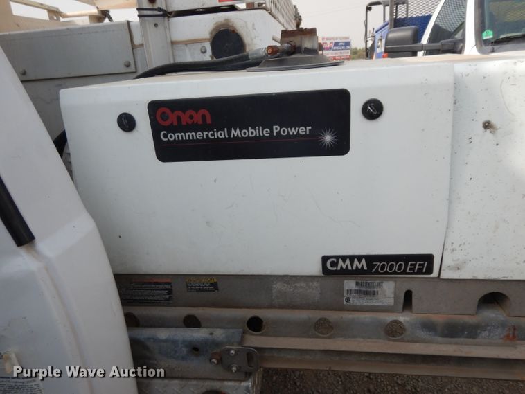 image for item DJ6504 2006 Ford F450 Super Duty  bucket truck