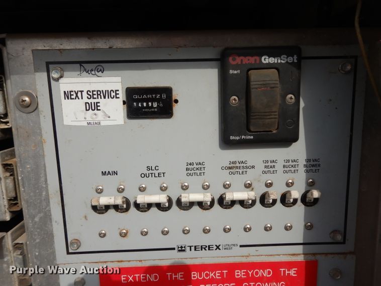 image for item DJ6504 2006 Ford F450 Super Duty  bucket truck