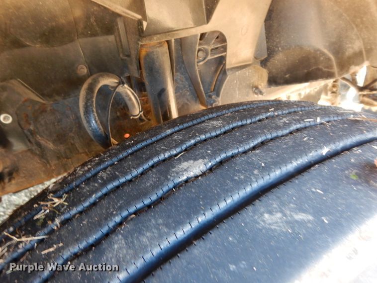 image for item DJ6733 2006 Volvo VN  dump truck