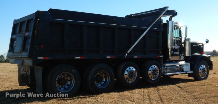 image for item DJ6734 1996 Western Star 4964F  dump truck