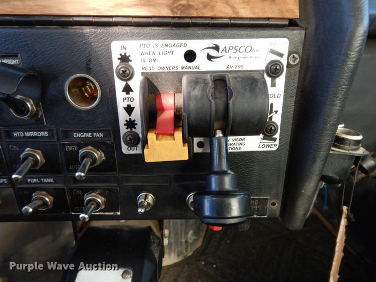 image for item DJ6734 1996 Western Star 4964F  dump truck