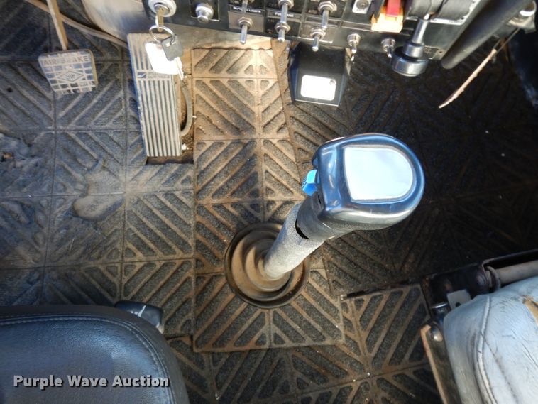 image for item DJ6734 1996 Western Star 4964F  dump truck