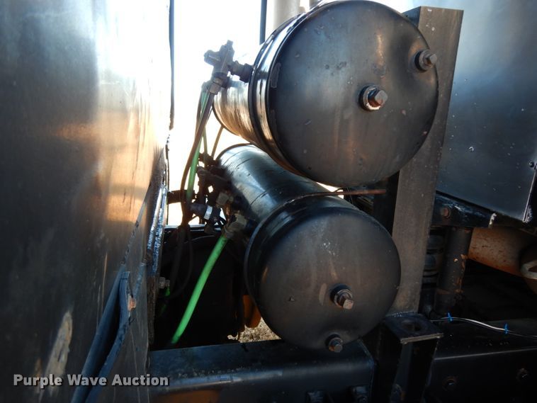 image for item DJ6734 1996 Western Star 4964F  dump truck